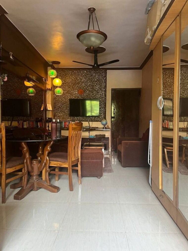 Living Room, pearl-chs 2 Bedroom 1000 Sq.Ft. Apartment In Dadar East Mumbai 10507127