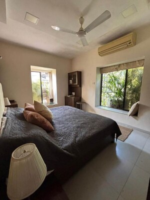 Living Room in 2 BHK Apartment at Kopol Niwas, Matunga East – for Rent