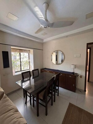 Team Area in 2 BHK Apartment at Kopol Niwas, Matunga East – for Rent