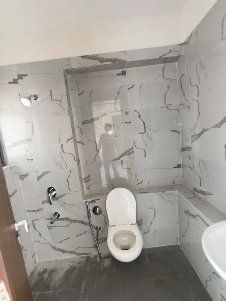 Bathroom, dgs-sheetal-regalia 2 Bedroom 620 Sq.Ft. Apartment In Borivali East Mumbai 10507153