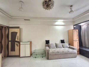 Living Room in 4 BHK Apartment at Thakur Vishnu Shivam Tower, Kandivali East – for Rent