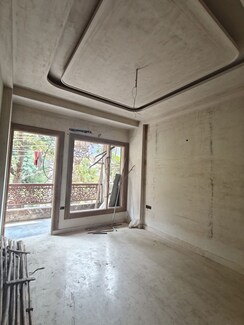 4 BHK + Servant Room Builder Floor For Sale in Vaishali Sector 5