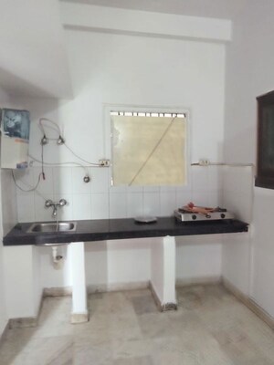 Kitchen in 1 RK Builder Floor at Ansal Plaza Gurgaon, Palam Vihar – for Rent