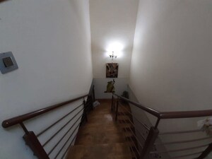 Staircase in 4 BHK Apartment at Rakesh Fantasy Garden, Kasturi Nagar – for Rent