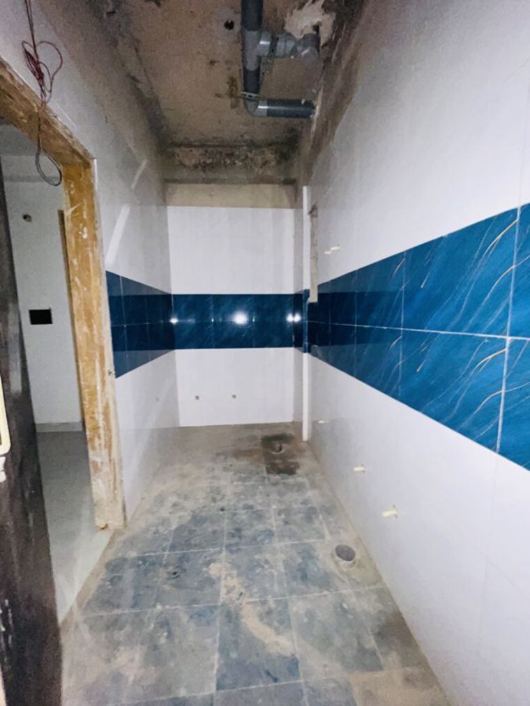 Other, sector 73 2 Bedroom 1000 Sq.Ft. Builder Floor In Sector 73 Noida 10507233