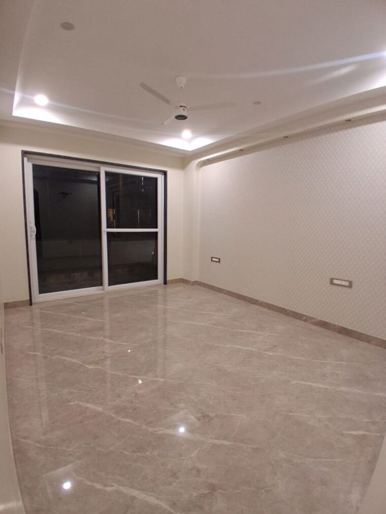 Room, dlf phase ii 4 Bedroom 3000 Sq.Ft. Builder Floor In Dlf Phase ii Gurgaon 10507236