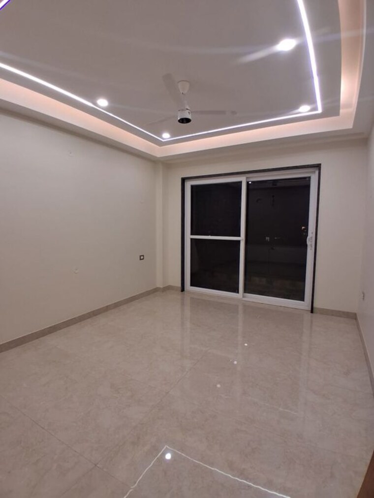 Room, dlf phase ii 4 Bedroom 3000 Sq.Ft. Builder Floor In Dlf Phase ii Gurgaon 10507236