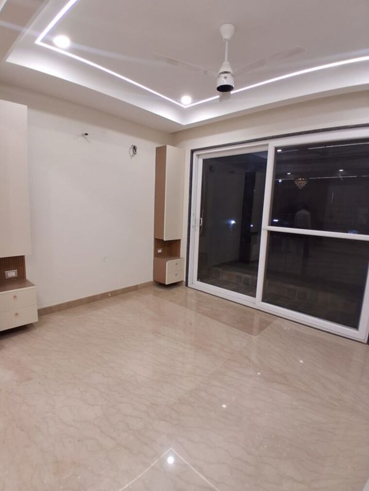 Room, dlf phase ii 4 Bedroom 3000 Sq.Ft. Builder Floor In Dlf Phase ii Gurgaon 10507236
