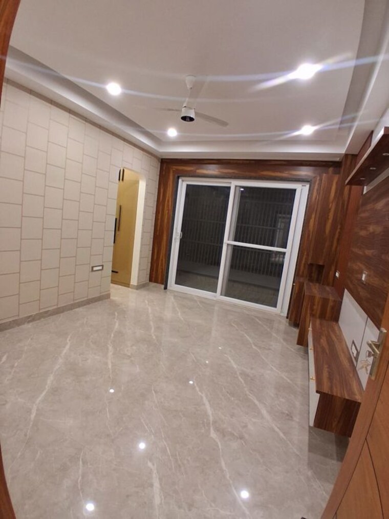 Kitchen, dlf phase ii 4 Bedroom 3000 Sq.Ft. Builder Floor In Dlf Phase ii Gurgaon 10507236