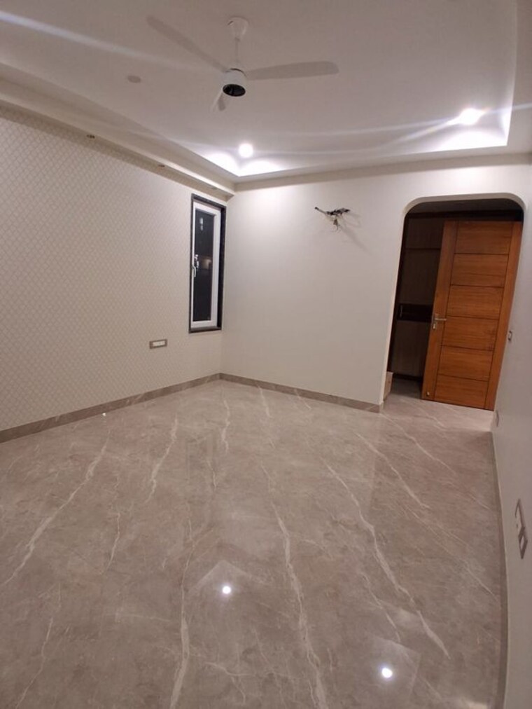 Room, dlf phase ii 4 Bedroom 3000 Sq.Ft. Builder Floor In Dlf Phase ii Gurgaon 10507236