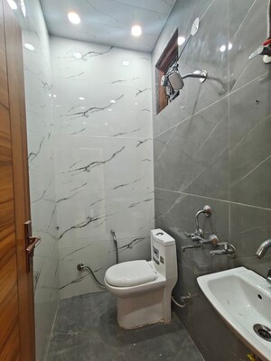 Bathroom in 2 BHK Builder Floor at Vaishali Sector 5 – for Sale