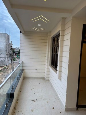 Building Lobby in 3 BHK Villa at Arsha Madhav Greens, Gomti Nagar – for Sale