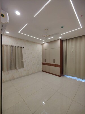 Room in 3 BHK Apartment at Prestige Beverly Hills, Kokapet – for Rent