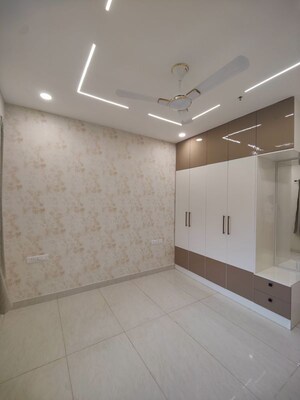 Room in 3 BHK Apartment at Prestige Beverly Hills, Kokapet – for Rent