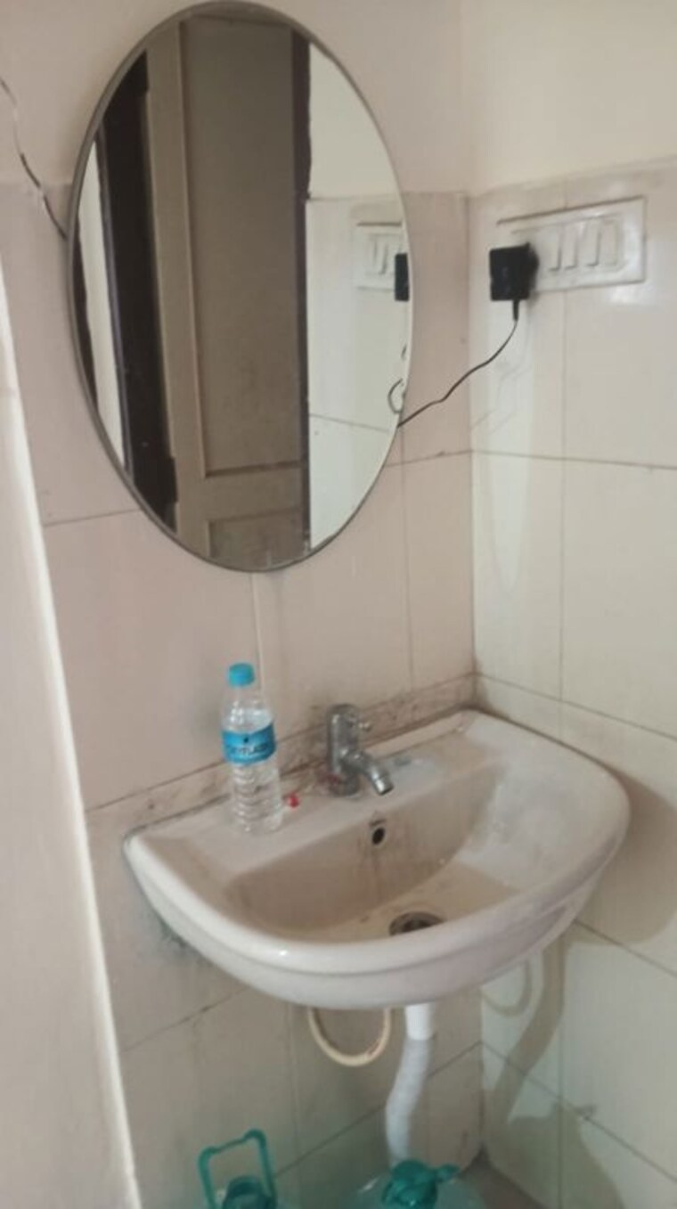 Bathroom, tirupati-campus-phase-ii 2 Bedroom 950 Sq.Ft. Apartment In Tingre Nagar Pune 10507384