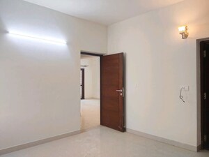 Room in 3 BHK Apartment at Ajay Towers, Indiranagar – for Rent
