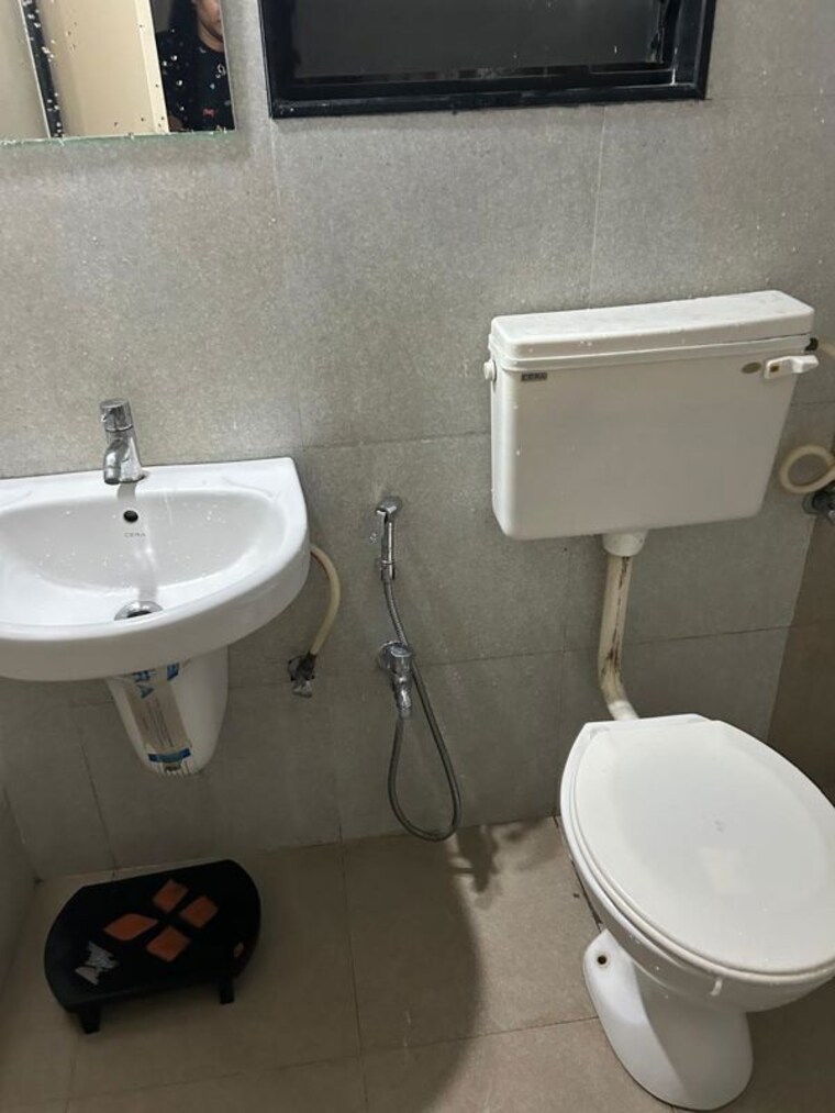Bathroom, shreyas-palladium-exotica-phase-ii 2 Bedroom 850 Sq.Ft. Apartment In Dhanori Pune 10507407