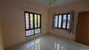 Room in 2 BHK Apartment at Kokapur – for Sale