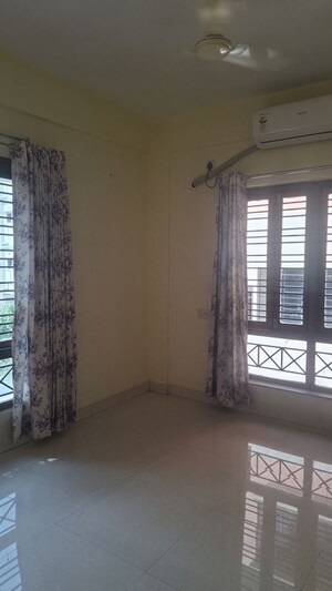Room in 2 BHK Apartment at Kokapur – for Sale