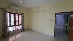 Room in 2 BHK Apartment at Kokapur – for Sale