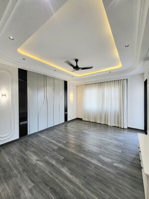 Room in  Builder Floor at Ansal Api Versalia 2, Sector 67a – for Sale