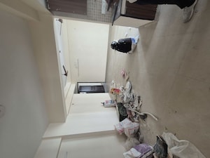 Bathroom in 3.5 BHK Apartment at Sethi Arcade, Sector 76 – for Rent