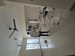 Team Area in 3.5 BHK Apartment at Sethi Arcade, Sector 76 – for Rent