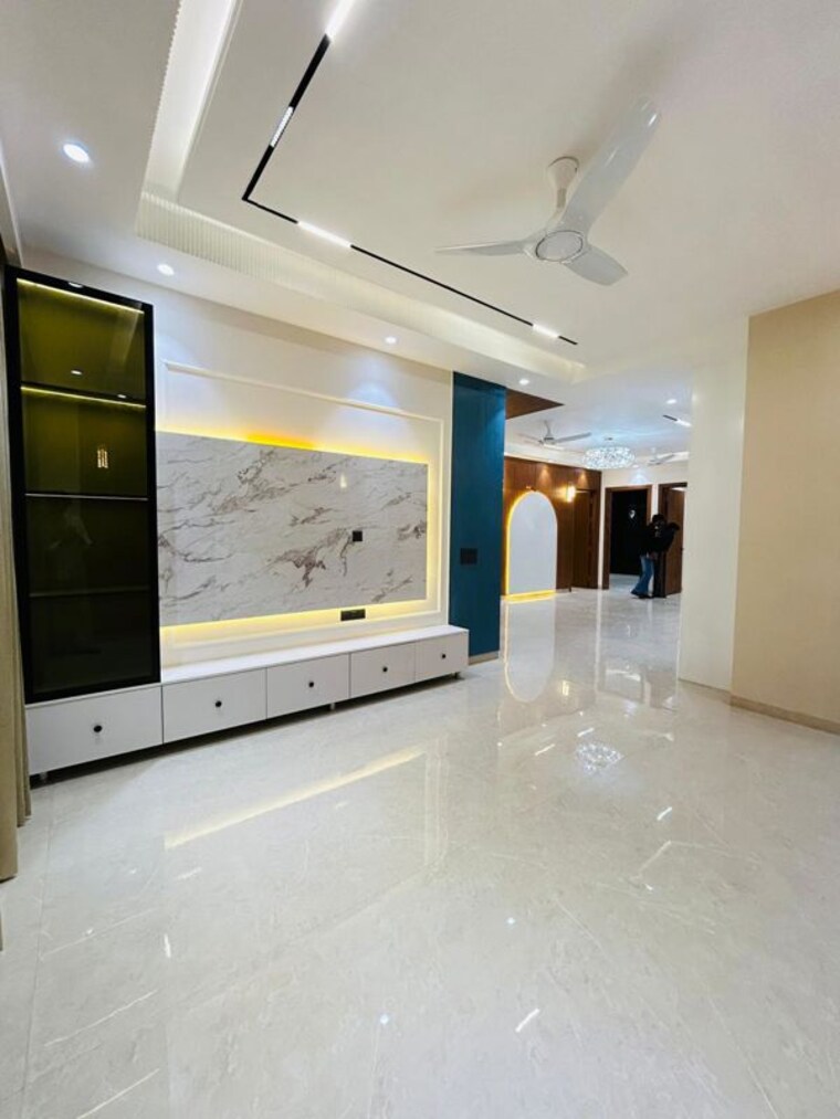 Room, ansal-api-versalia-2  270 Sq.Ft. Builder Floor In Sector 67a Gurgaon 10507439