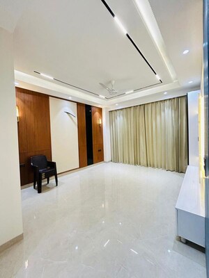 Room in  Builder Floor at Ansal Api Versalia 2, Sector 67a – for Sale