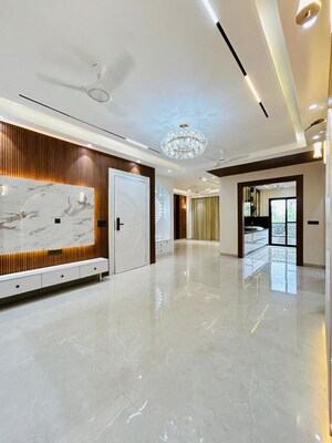  Builder Floor For Sale in Ansal Api Versalia 2, Sector 67a