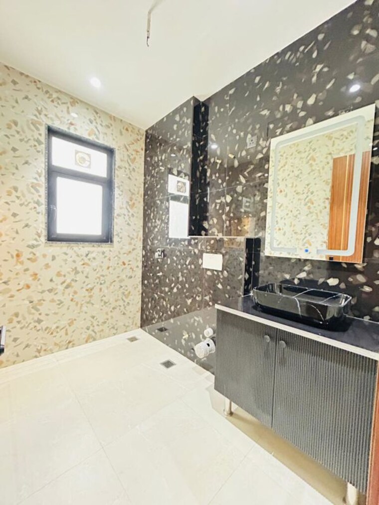Kitchen, ansal-api-versalia-2  270 Sq.Ft. Builder Floor In Sector 67a Gurgaon 10507439