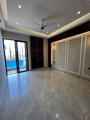 Room in  Builder Floor at Anant Raj Ashok Estate, Sector 63a – for Sale
