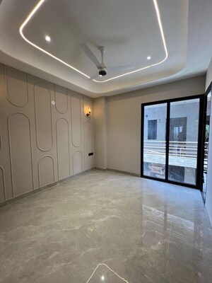 Room in  Builder Floor at Anant Raj Ashok Estate, Sector 63a – for Sale