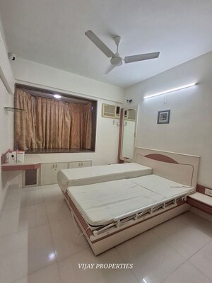 Bedroom in 4 BHK Apartment at Oberoi Realty Park View, Kandivali East – for Sale