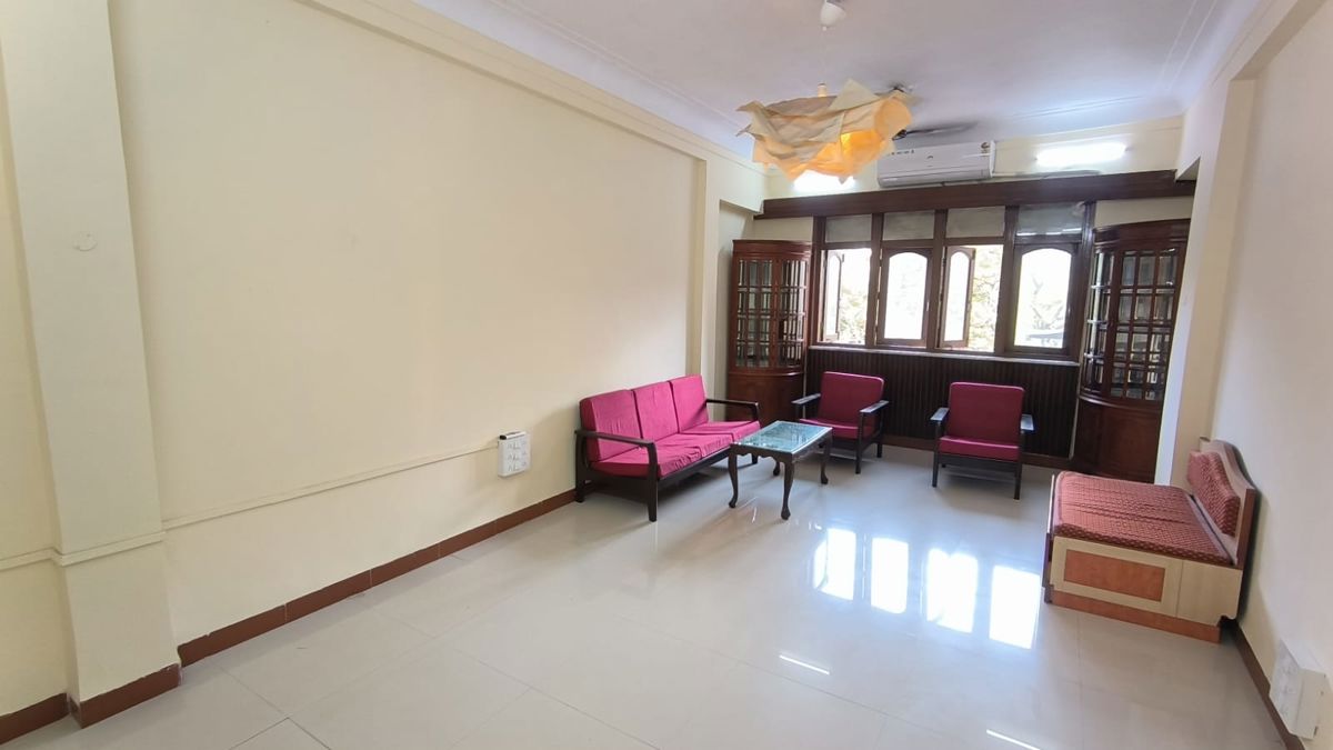 2 BHK +  900 Sq.Ft. Apartment in Ocean View Apartments