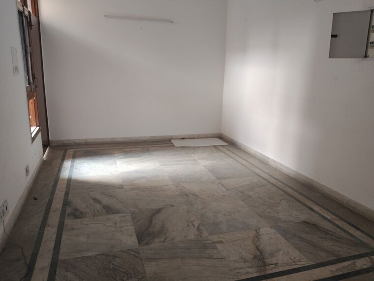 Room, sector 21c 3 Bedroom 1450 Sq.Ft. Apartment In Sector 21c Faridabad 10481862
