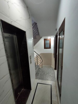 Building Lobby in 1 BHK Builder Floor at Sushant Lok I – for Rent
