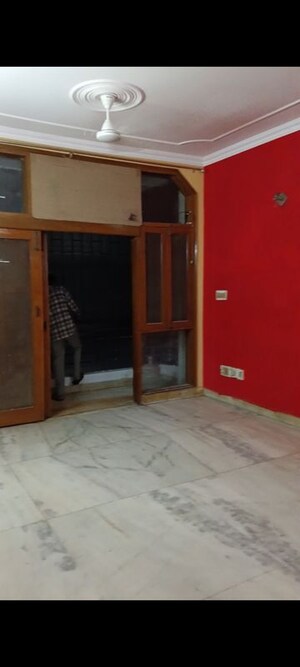 3 BHK Builder Floor For Rent in Panchsheel Vihar