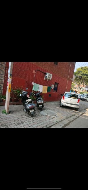 Parking in 2 BHK Apartment at Sector 39 – for Sale