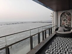 4 BHK + Servant Room Apartment For Sale in Rustomjee Ocean Vista