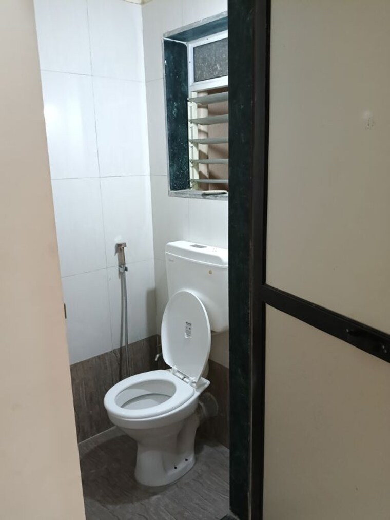 Bathroom, trident-fairmont 1 Bedroom 340 Sq.Ft. Apartment In Sarvodaya Nagar Mumbai 10507550