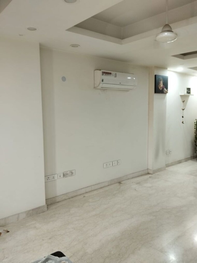 Room, nehru nagar 2 Bedroom 1900 Sq.Ft. Builder Floor In Nehru Nagar Delhi 10507556