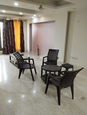 Gym in 2 BHK Builder Floor at Nehru Nagar – for Rent