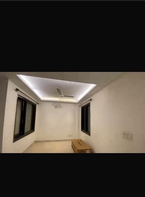 Room in 3 BHK Builder Floor at Greater Kailash I – for Rent