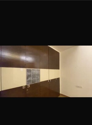 Room in 3 BHK Builder Floor at Greater Kailash I – for Rent