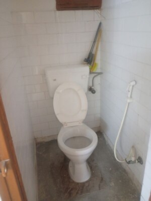 Bathroom in 3 BHK Apartment at Sector 6 Dwarka – for Rent