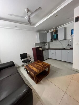 Team Area in 1 BHK Builder Floor at Sushant Lok I – for Rent