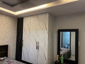 Room in 3 BHK Builder Floor at RPS Palm Drive, Sector 88 – for Rent