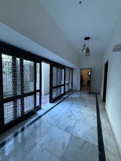 3 BHK + Servant Room Builder Floor For Rent in Panchsheel Park
