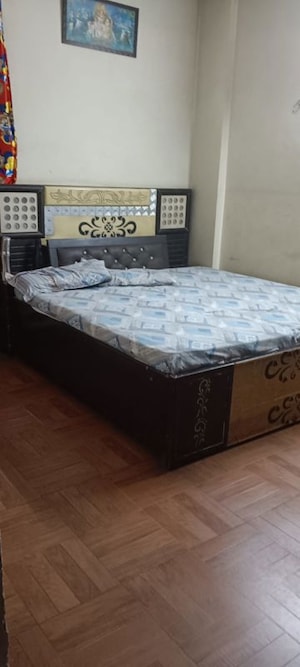 Bedroom in 3 BHK Apartment at KLJ Platinum Plus, Sector 77 – for Sale
